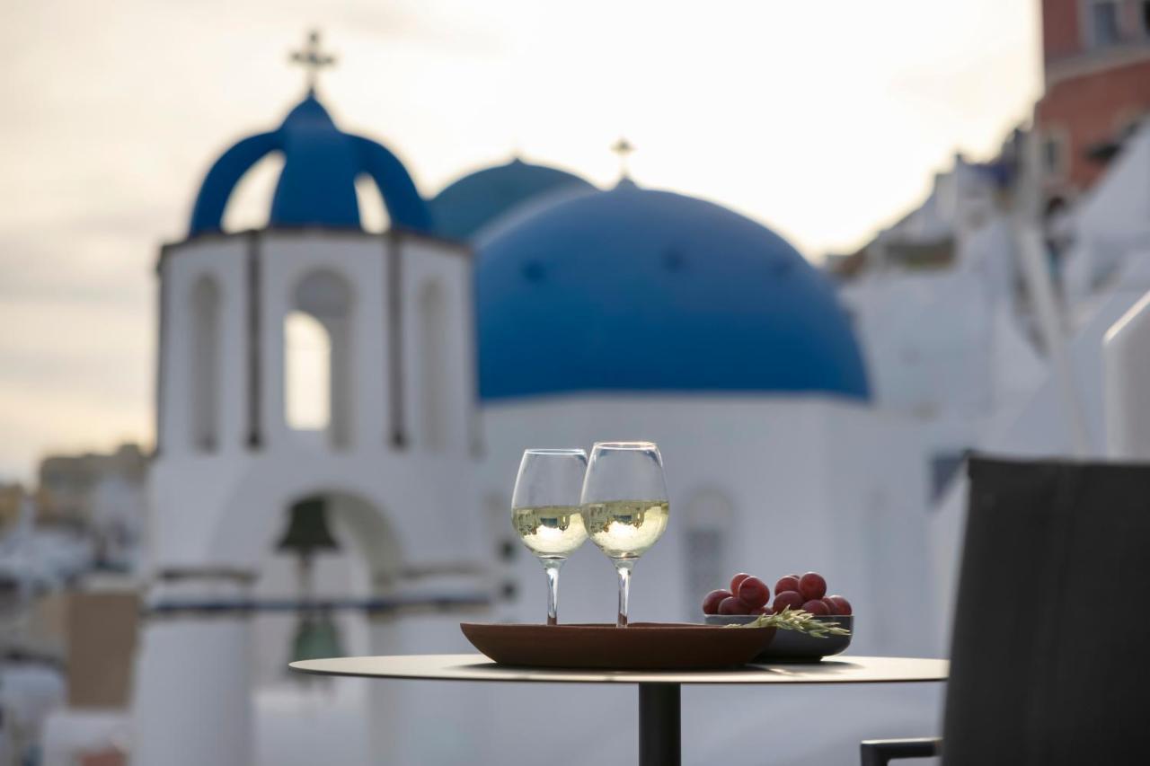 Bluedome Cavehouses Santorini Oia  Exterior photo